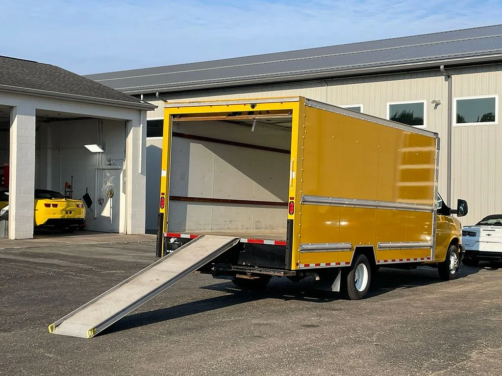 Used 2021  GMC Work Van image 15