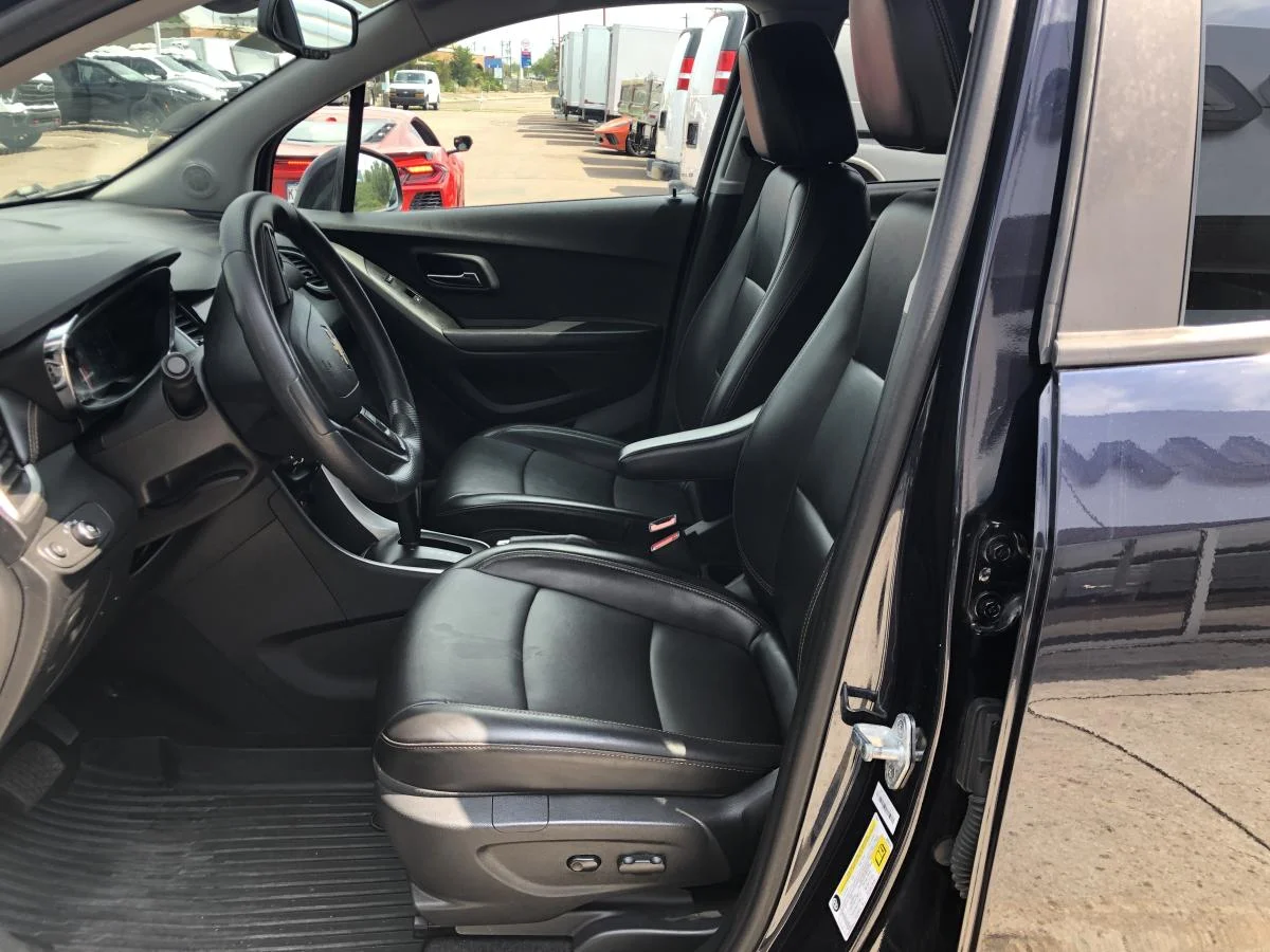 Used 2022 Blue Chevrolet Awd 4dr Lt image 11
