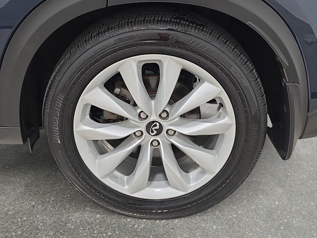 Used 2019 Hermosa Blue INFINITI ESSENTIAL image 31