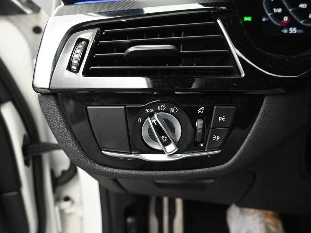 2022 BMW M5 - Image 19