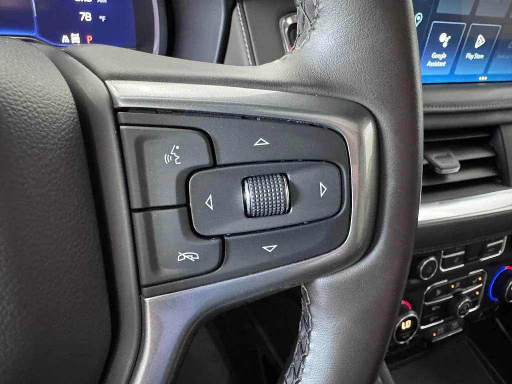 Certified Used 2023 Black Chevrolet Z71 image 19