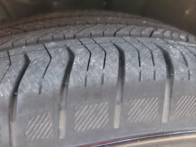 Certified Used 2024 WIND CHILL PEARL Toyota  image 42