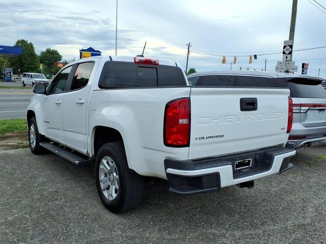 Used 2021 White Chevrolet  image 4