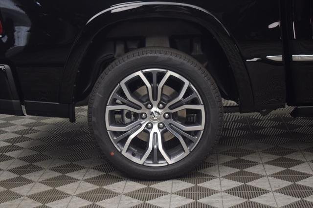 New 2027 Diamond Black Crystal Pearl-Coat Exterior Paint RAM Tungsten image 7