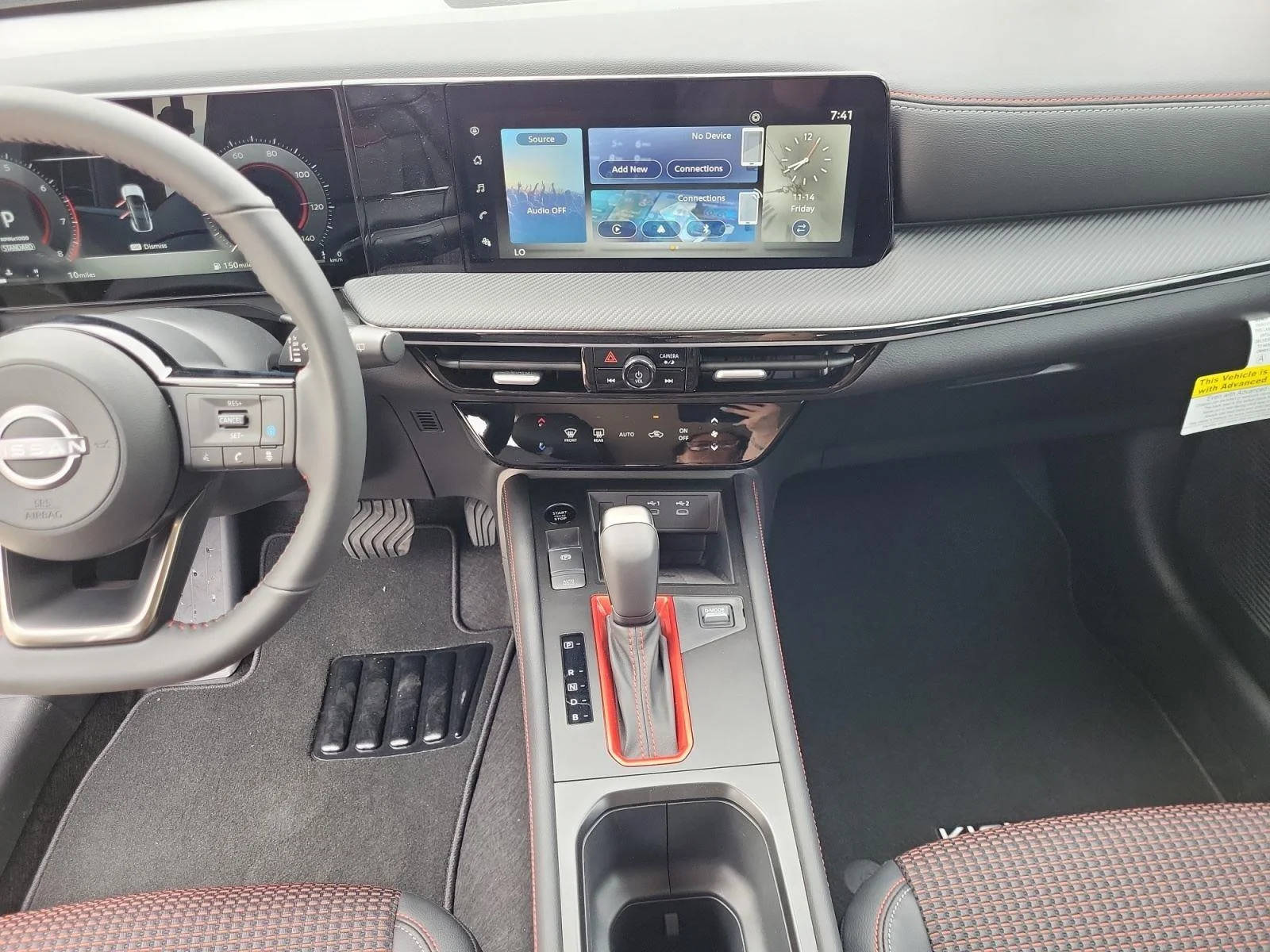 2025 Nissan Kicks SR - Photo 14