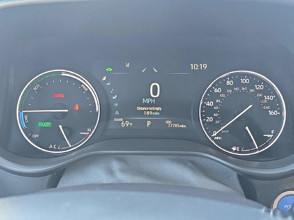Used 2022 Gray Toyota Limited image 26