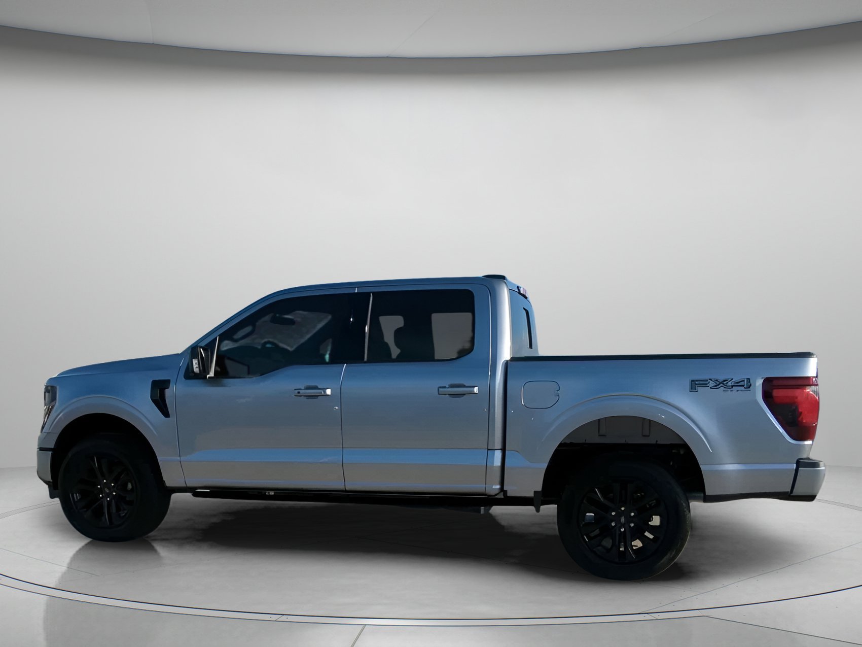 New 2026 Iconic Silver Metallic Ford XLT image 14