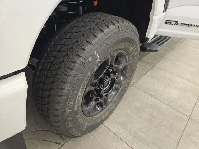 New 2026 Oxford White Ford F-350® XL image 43