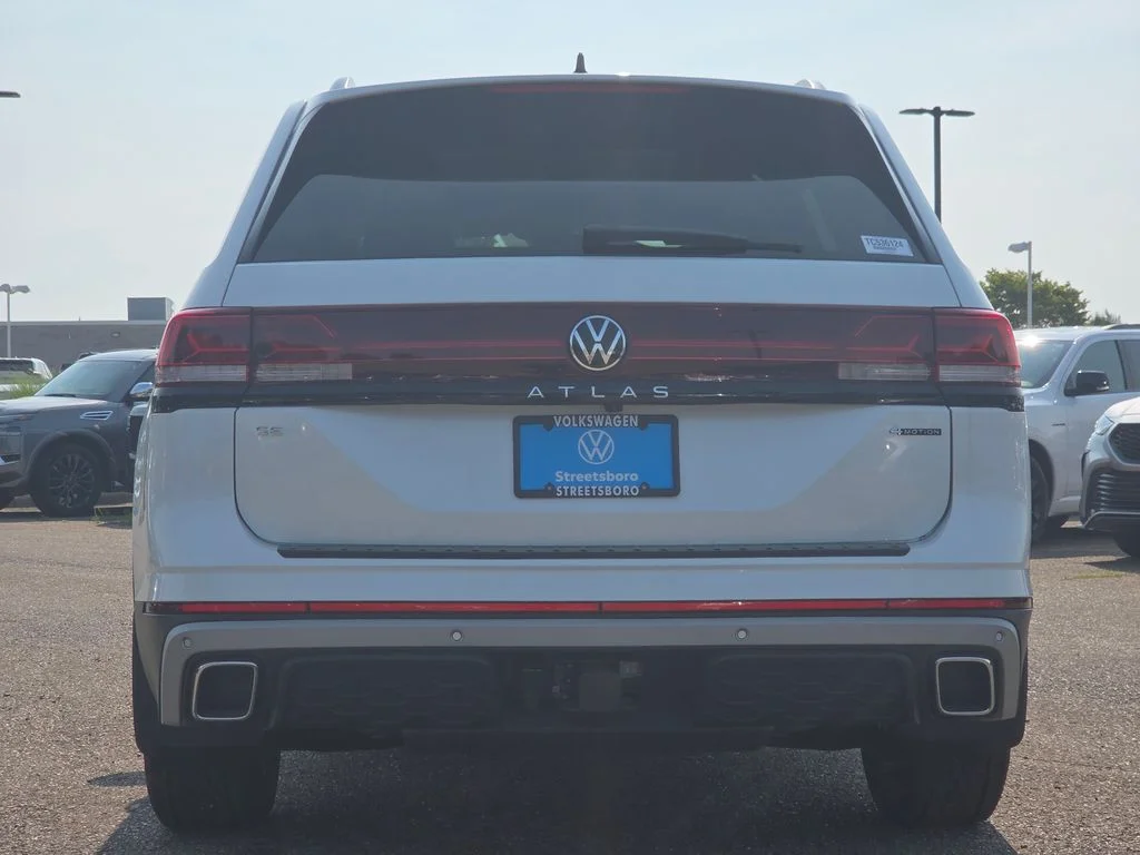 New 2026 Opal White Pearl Volkswagen 2.0T Peak Edition image 12