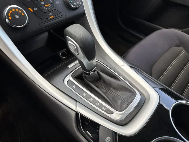 Used 2014 Red Ford SE image 15