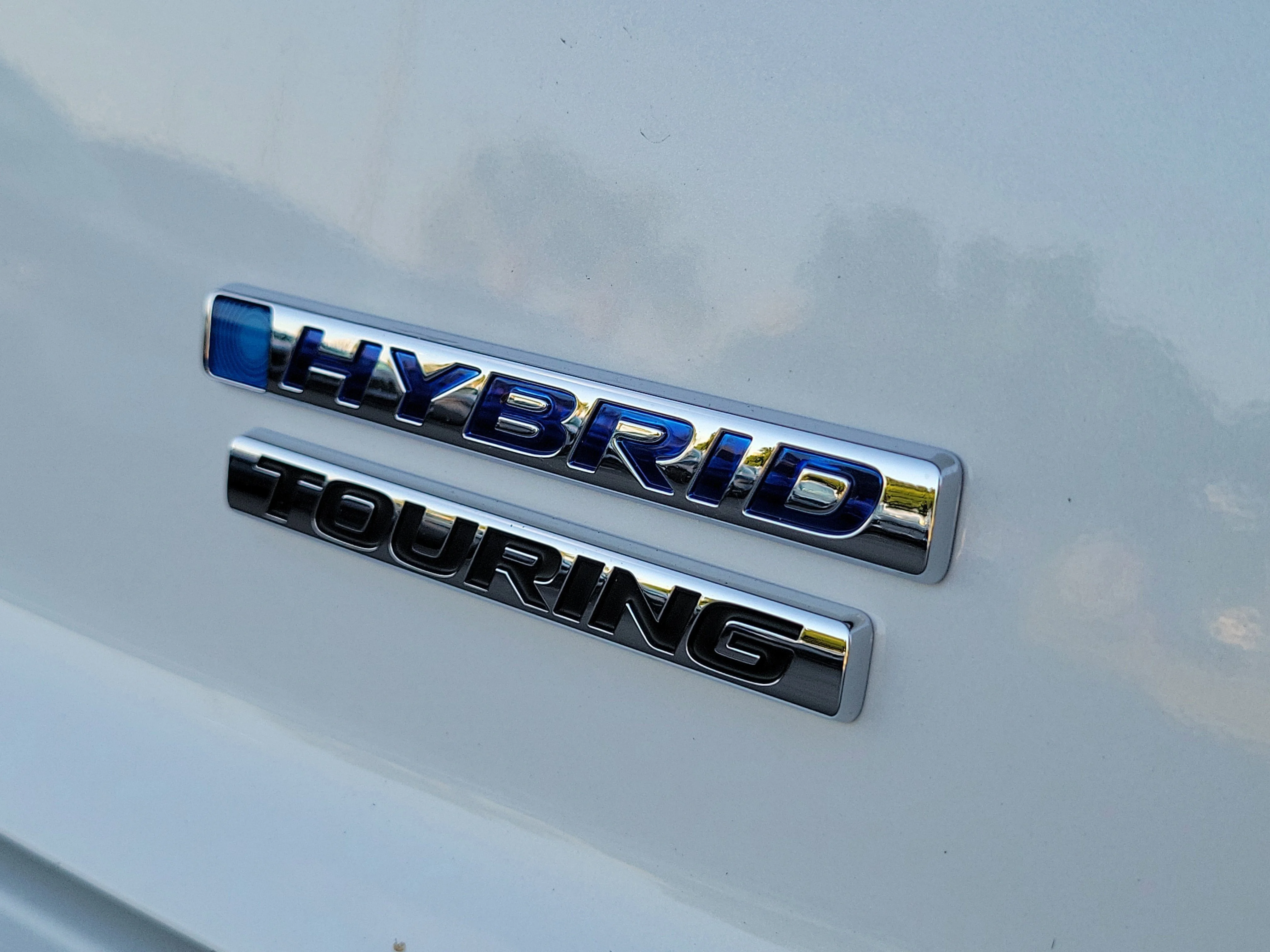 New 2026 Platinum White Pearl Honda Touring image 10