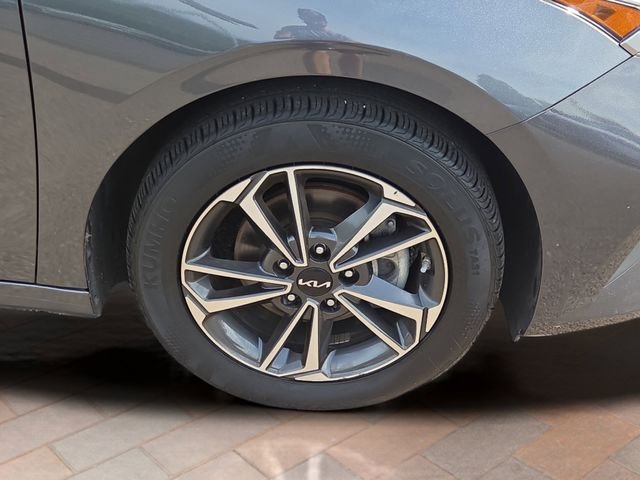 Used 2024 Gray Kia LXS image 15