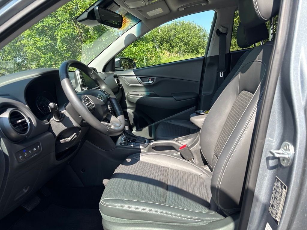 Used 2020 Silver Hyundai Ultimate image 10