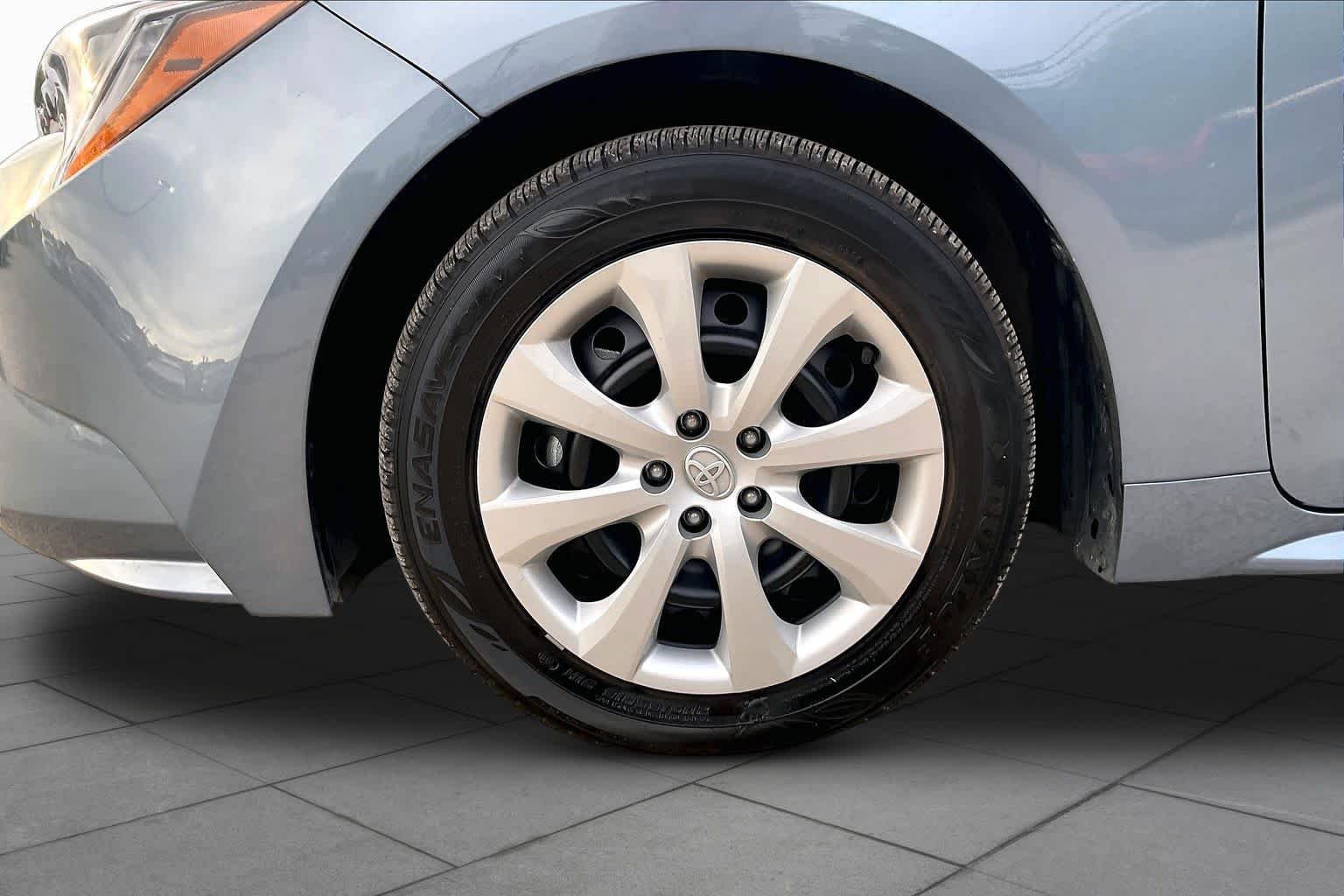 Used 2026 Celestite Toyota LE image 11