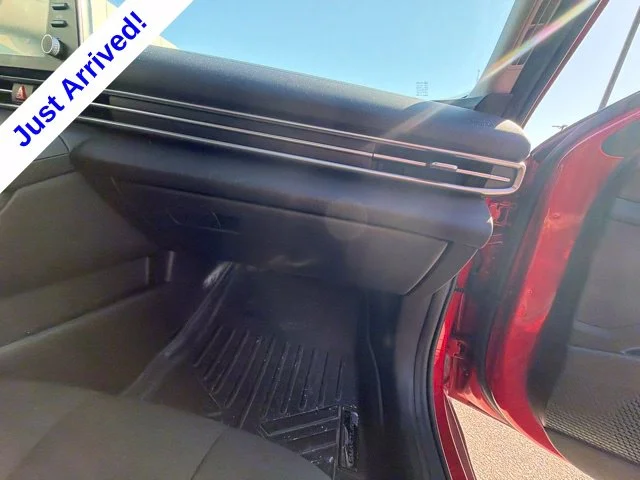 Used 2021 Red Hyundai SEL image 21