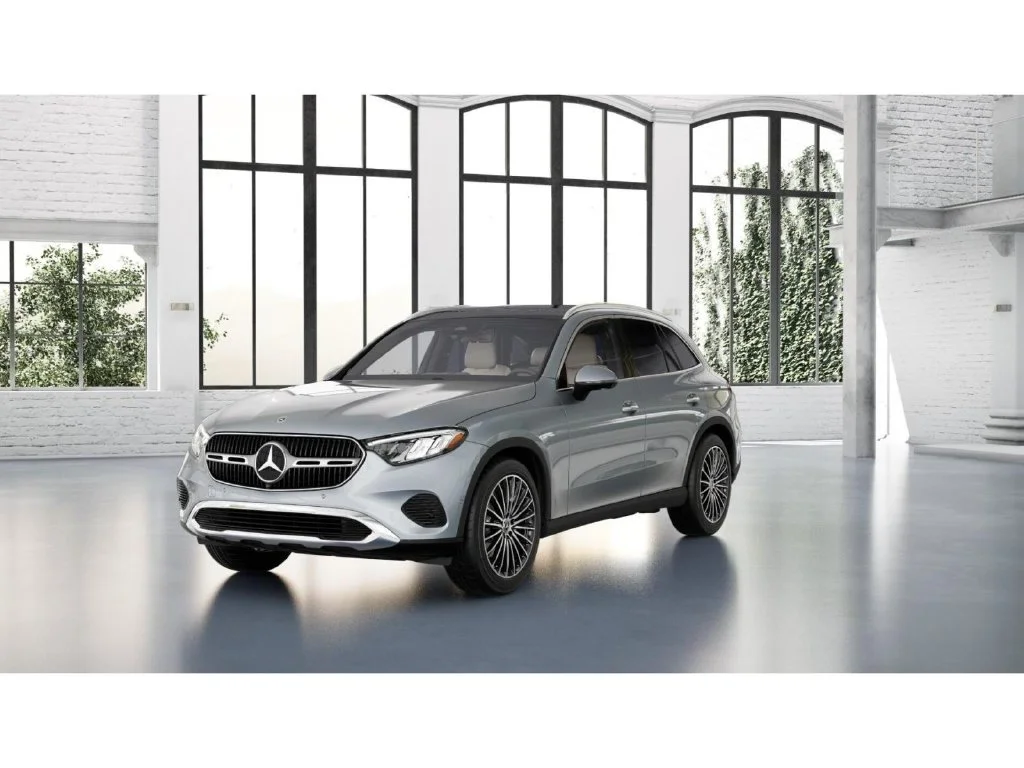 New 2027 Silver Mercedes-Benz GLC 300 image 70