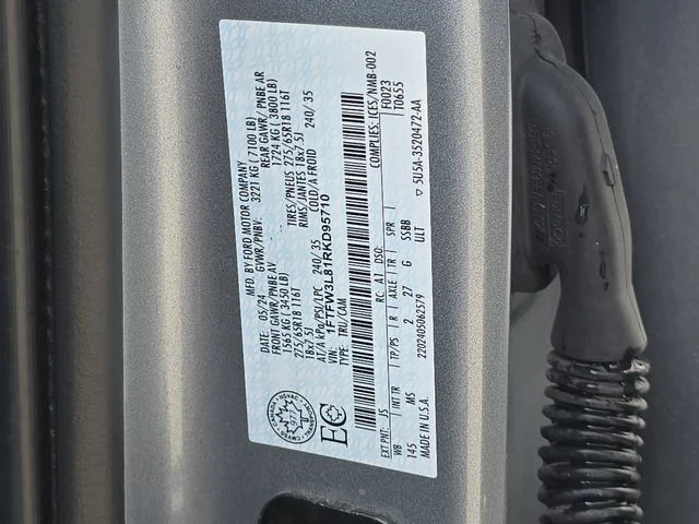 Certified Used 2024 Iconic Silver Metallic Ford XLT image 23