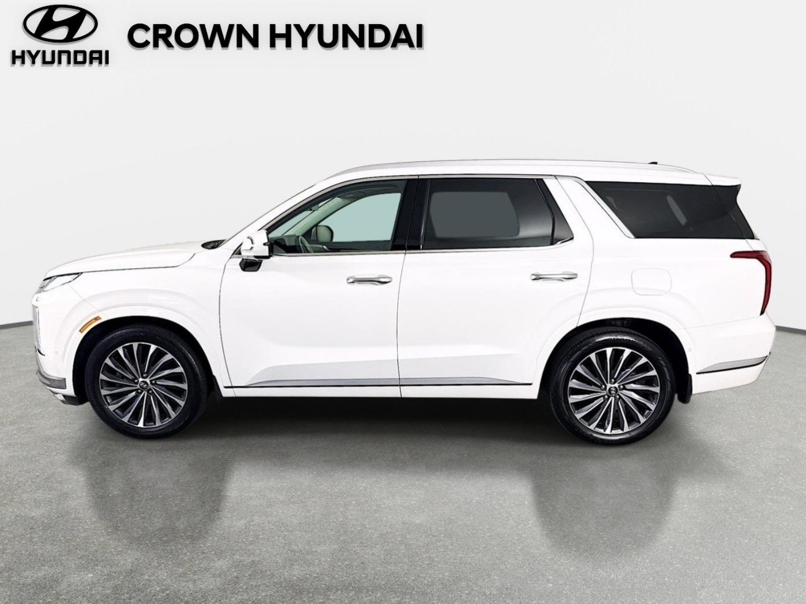 Used 2025 Hyper White Hyundai Calligraphy image 8