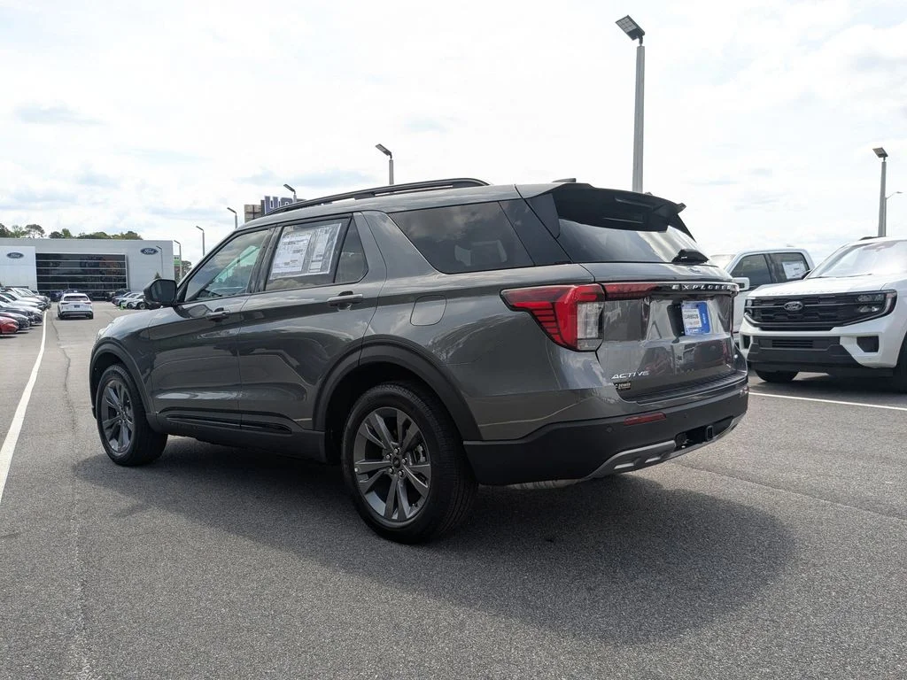 New 2026 Carbonized Gray Metallic Ford Active image 5
