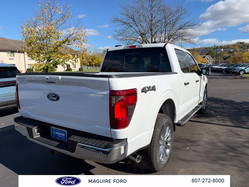 New 2026 Oxford White Ford XLT image 4