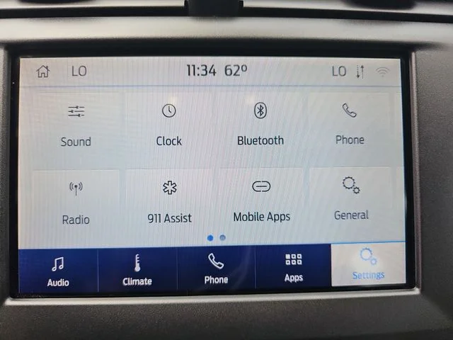 Used 2020 White Ford SE image 21