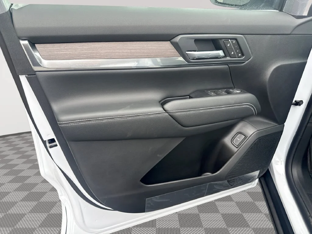 New 2027 Glacier White Tricoat GMC Denali image 22