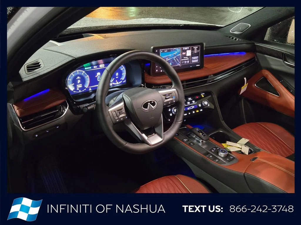 New 2027 2T RAD WHT INFINITI Autograph AWD image 5