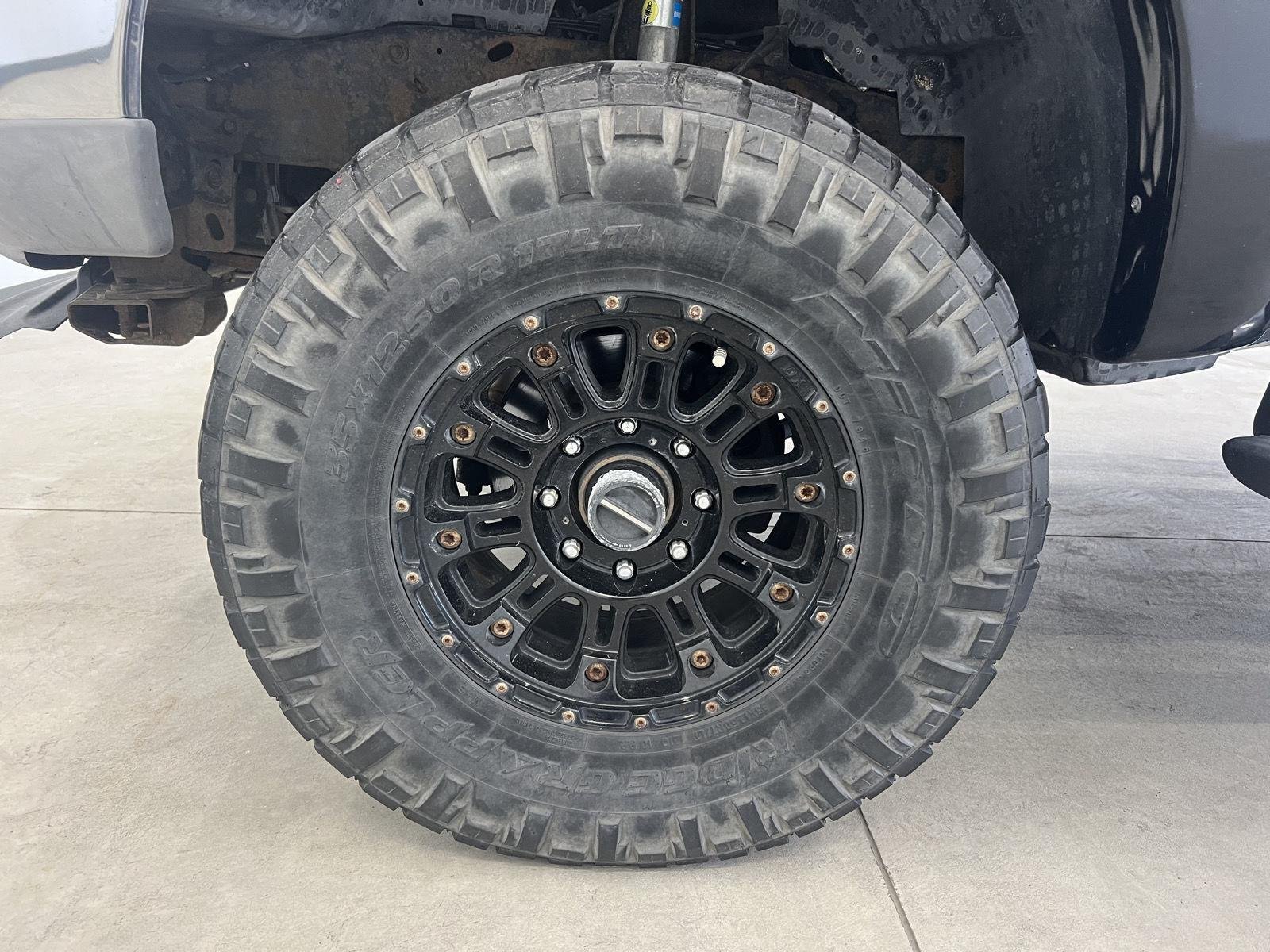 Used 2004 Gray Ford XL image 7