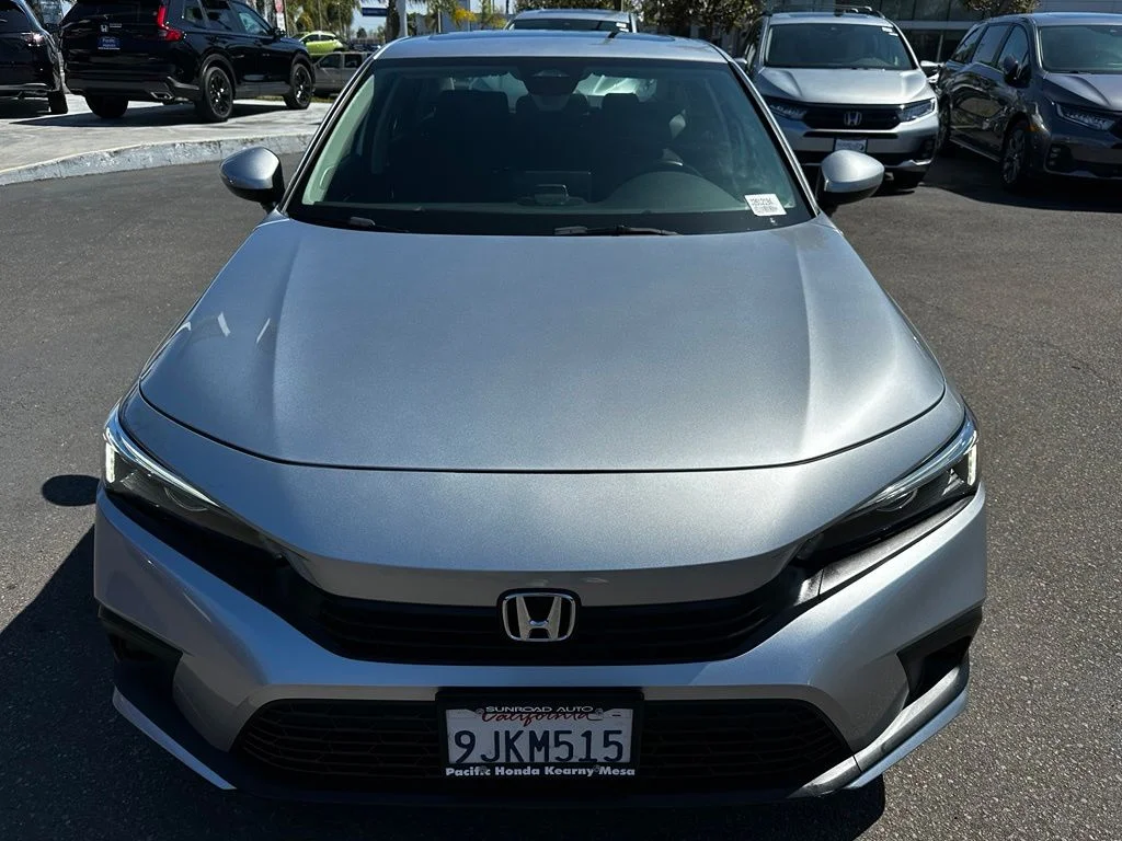 Used 2024  Honda EX image 3