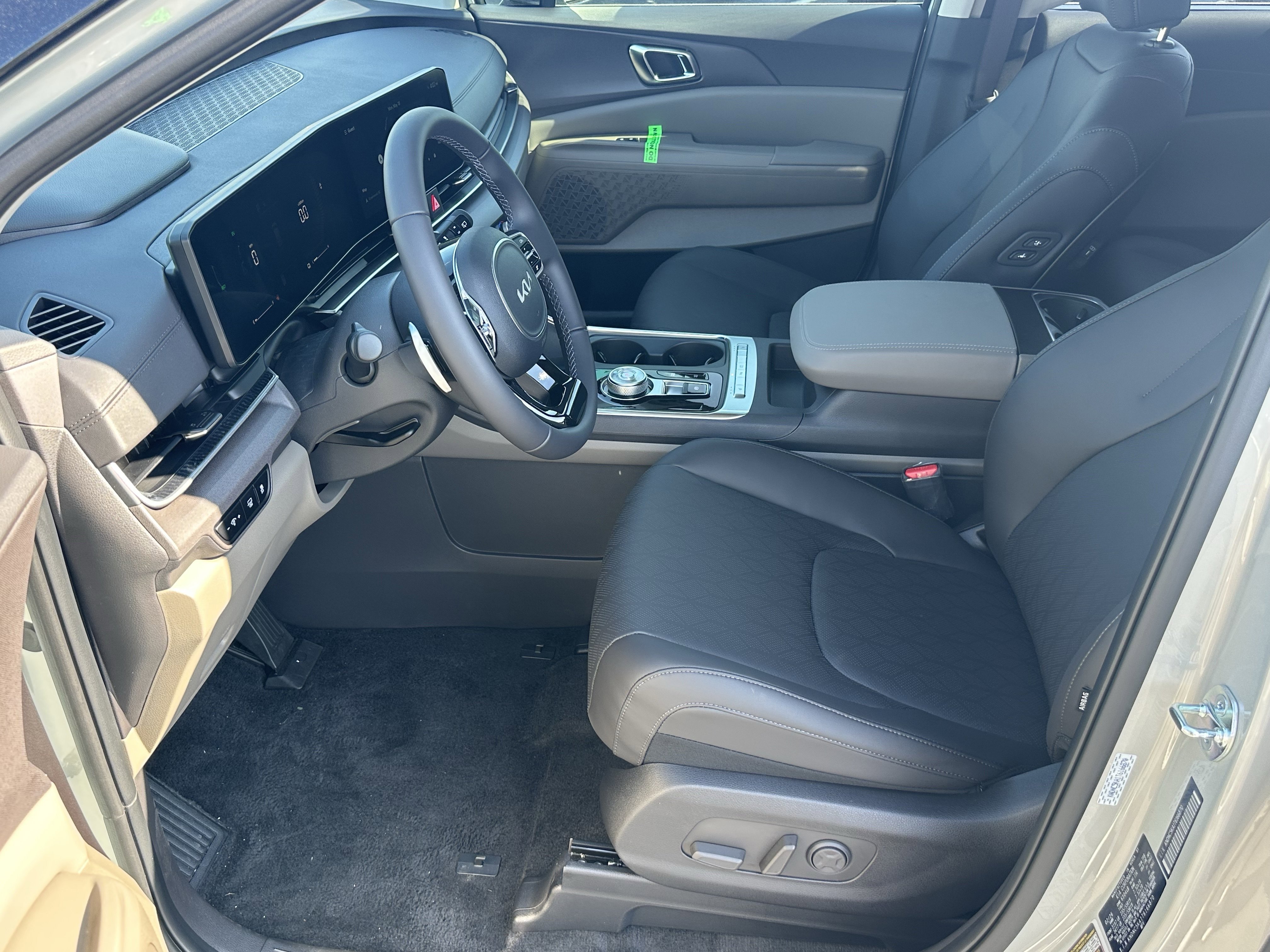 New 2026 Ivory Silver Kia EX image 10
