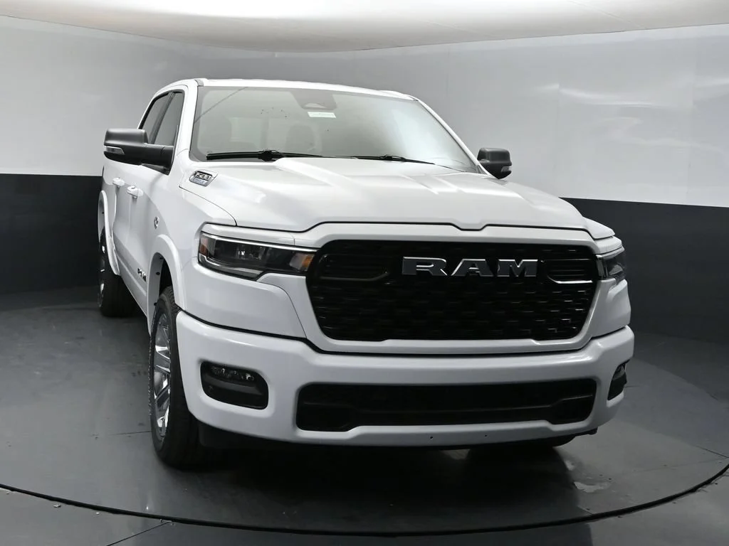 New 2027 Bright White Clear-Coat Exterior Paint RAM Big Horn/Lone Star image 6