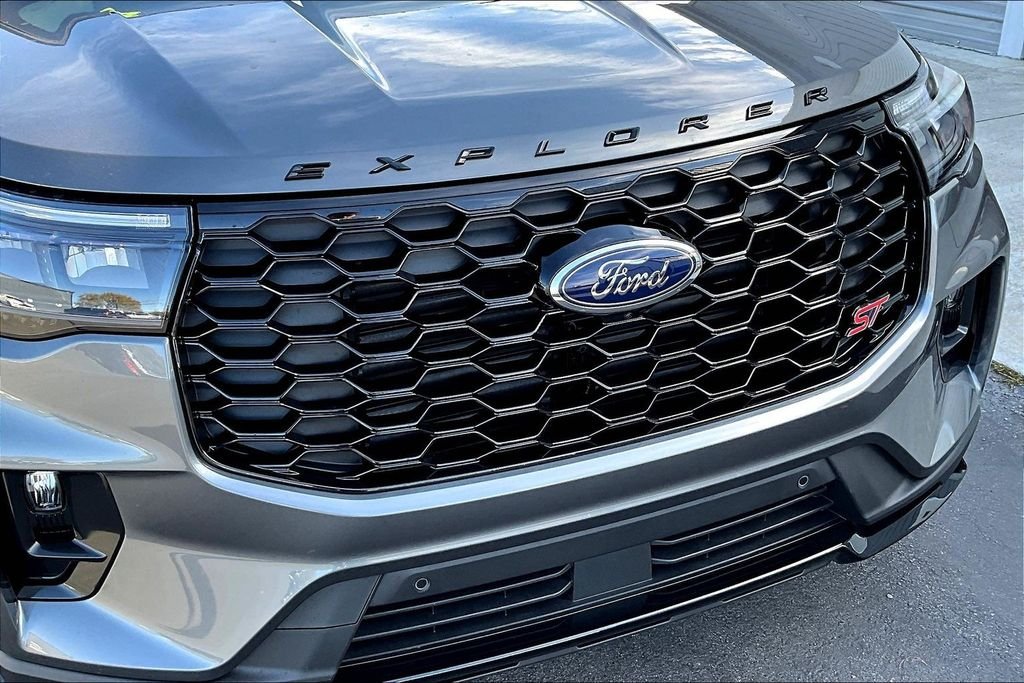 New 2026 Carbonized Gray Metallic Ford ST image 32