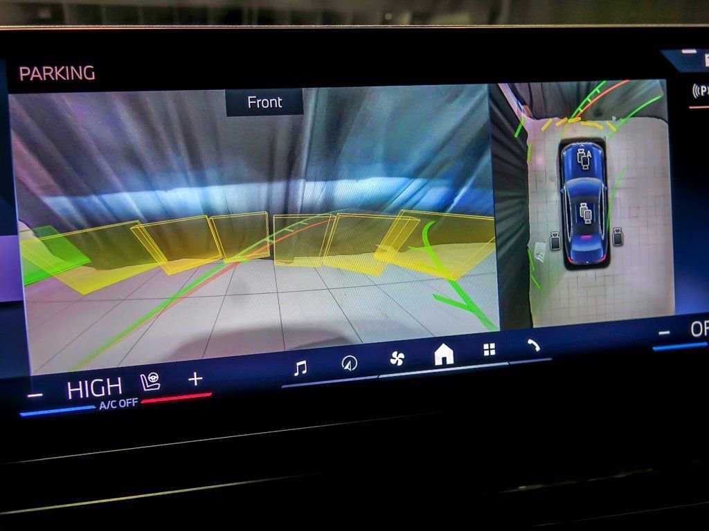 2024 BMW 530I - Image 24