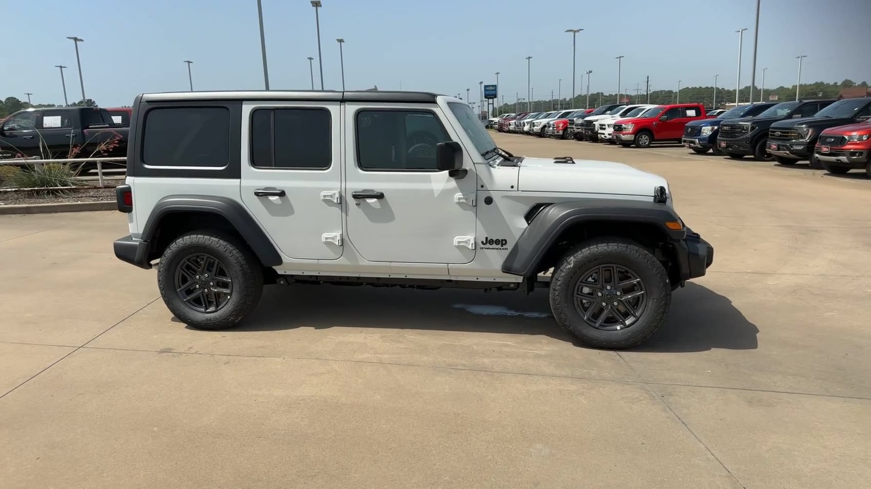 New 2024 Bright White Clearcoat Jeep Sport S image 9