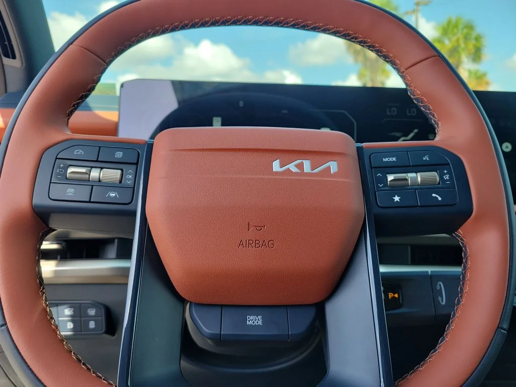 Used 2027 Glacial White Pearl Kia SX image 15