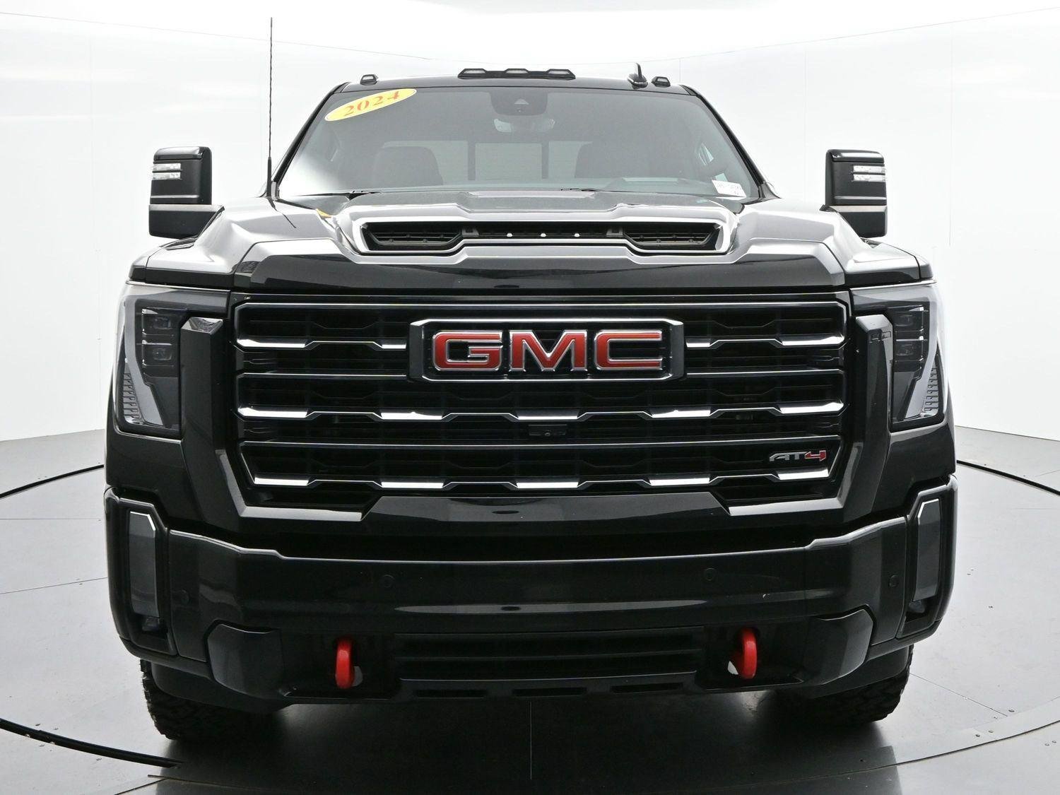 Used 2024 Onyx Black GMC AT4 image 2