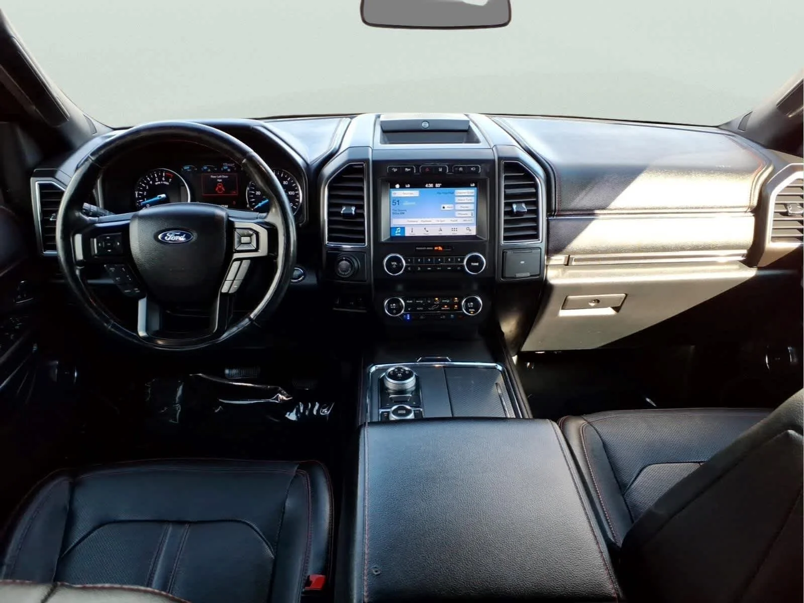 Used 2019 Magnetic Ford Limited image 18