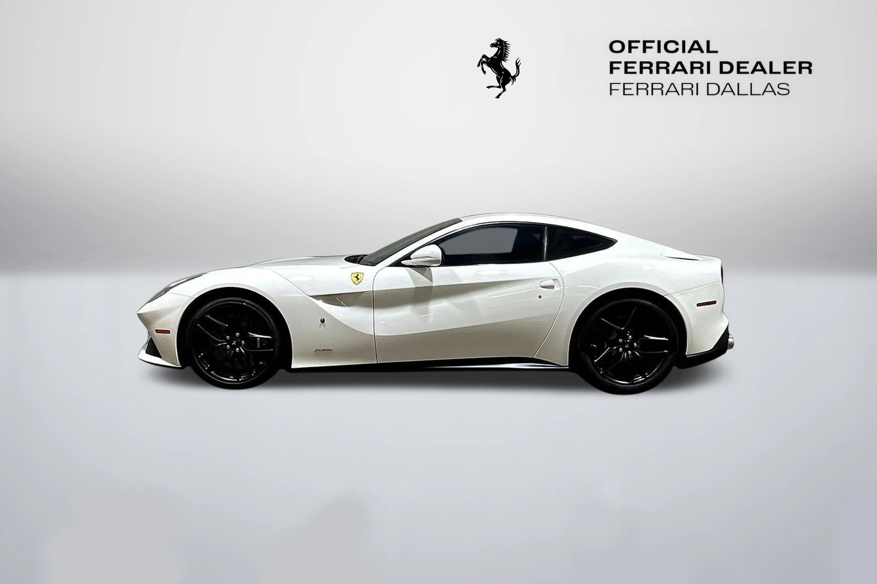 Used 2016 Bianco Avus Ferrari Berlinetta image 8