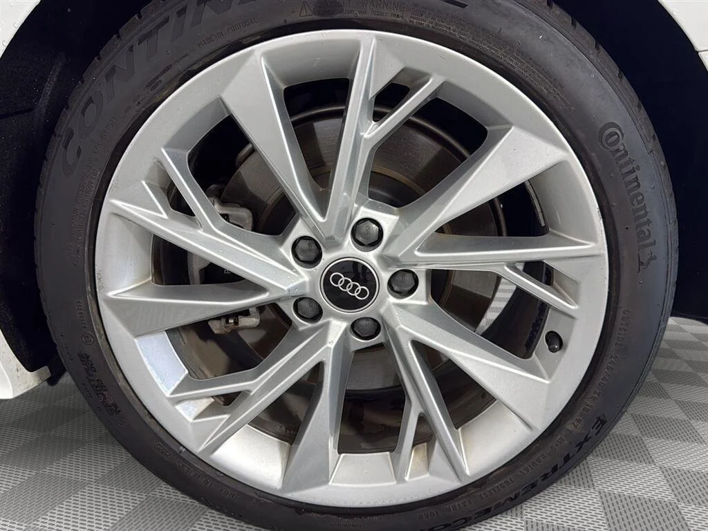 Certified Used 2022 Ibis White/Black Roof Audi Premium Plus image 10