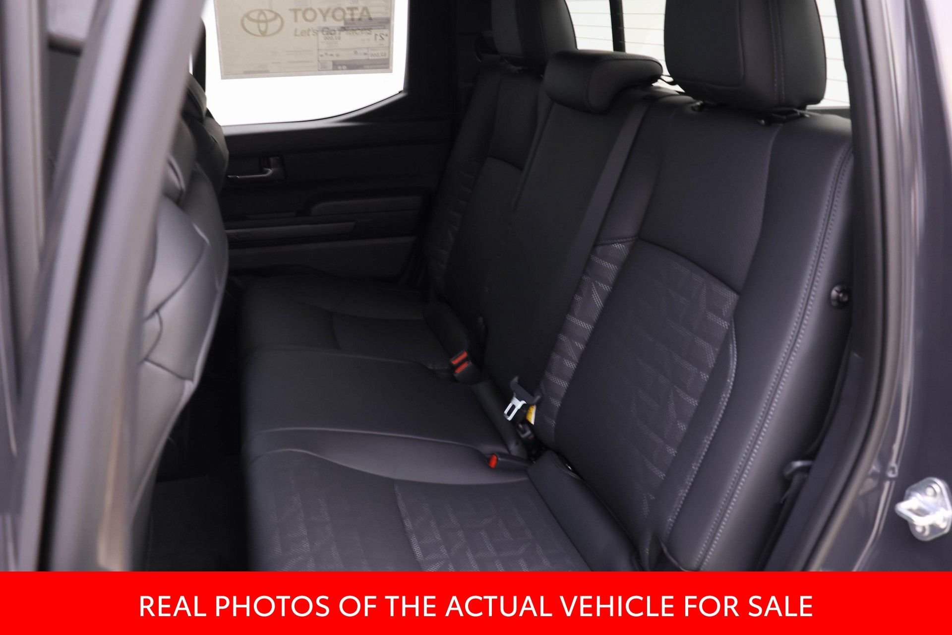 2025 Toyota Tacoma TRD Off Road - Photo 10