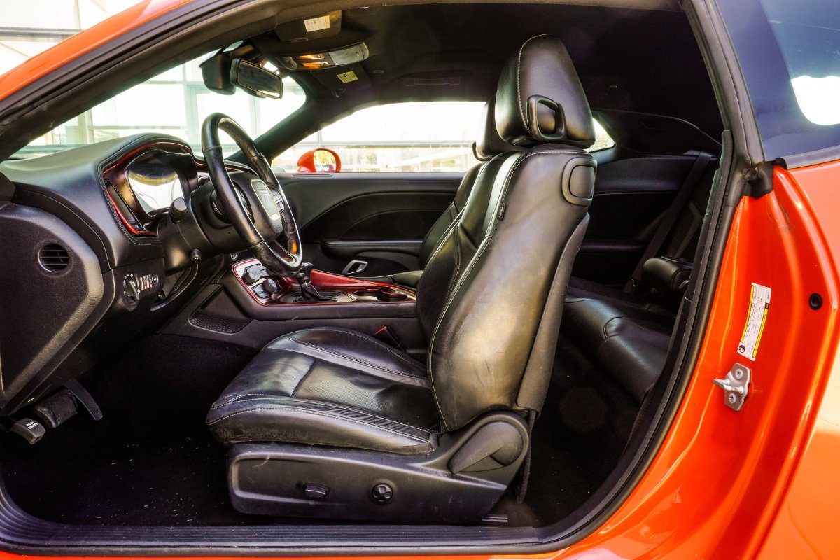Used 2021 Orange Dodge SXT image 37