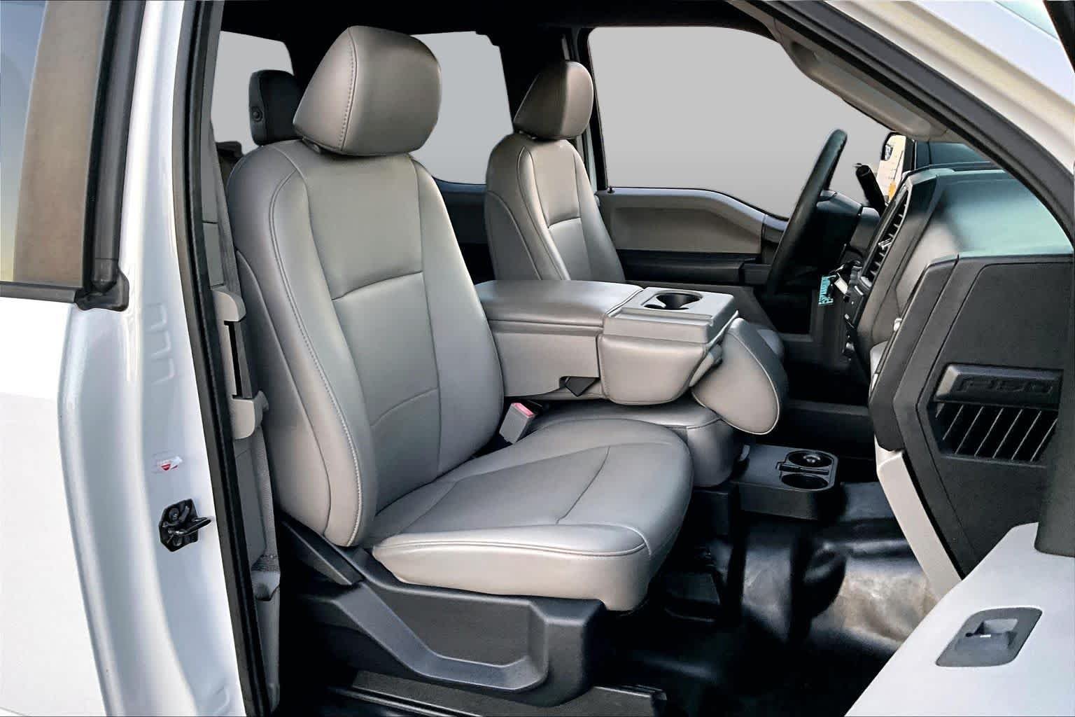 Used 2018 Oxford White Ford XL image 9