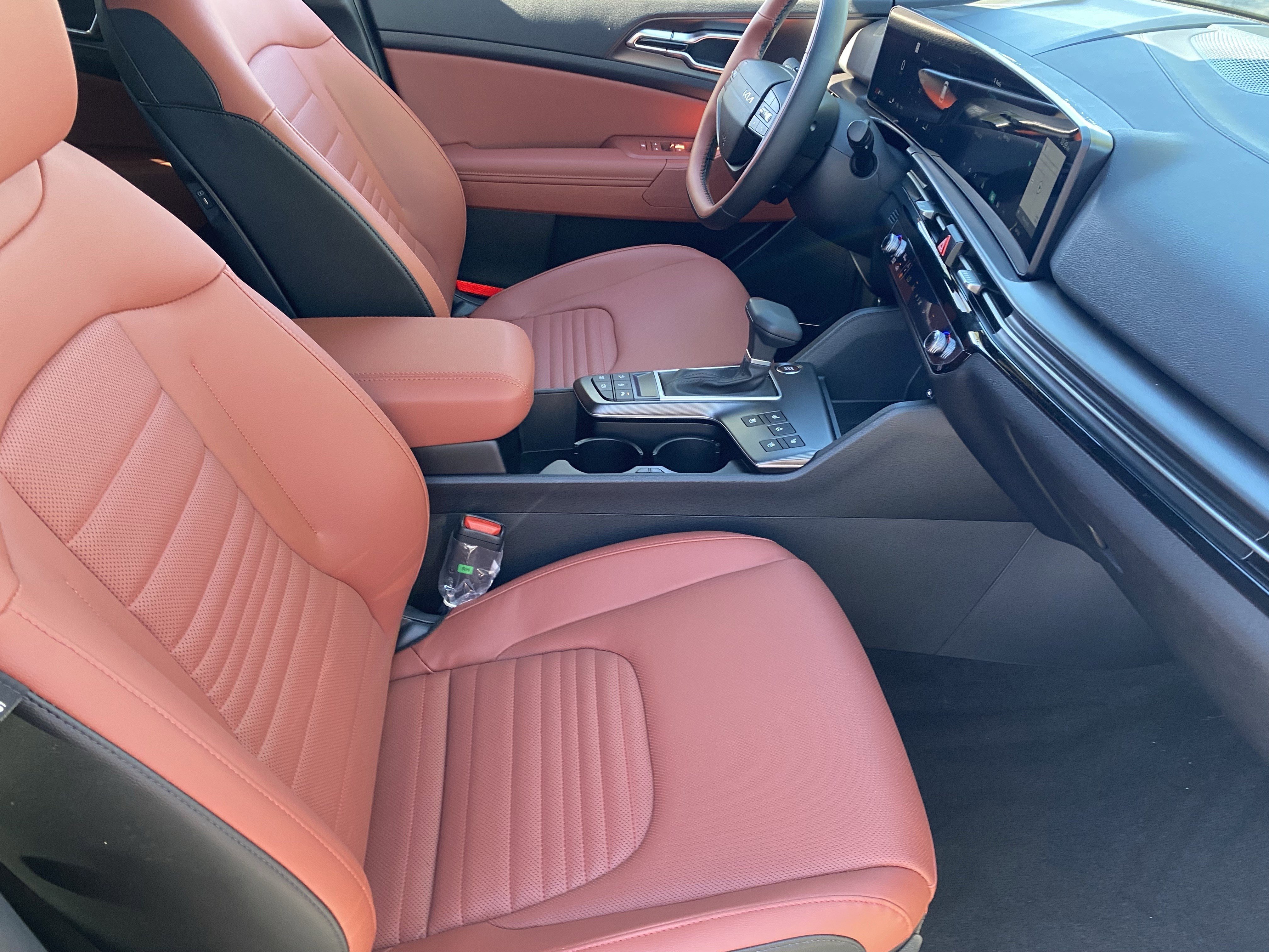 2026 Kia Sportage SX Prestige - Photo 9