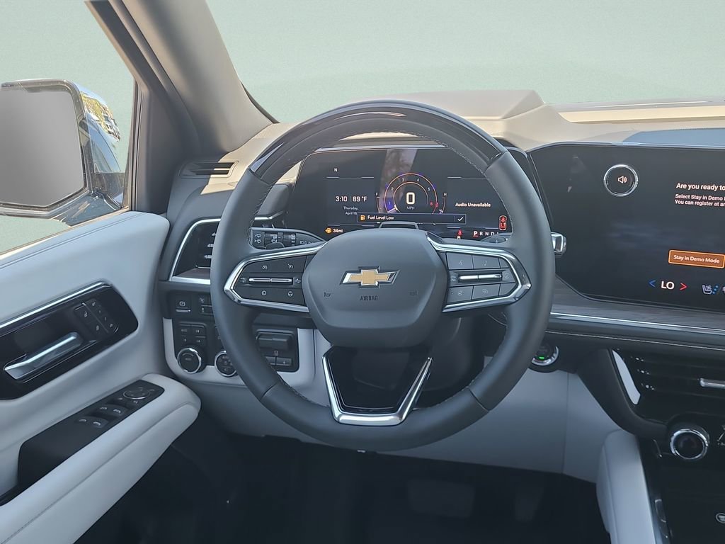 2026 Chevrolet Suburban Premier - Photo 12