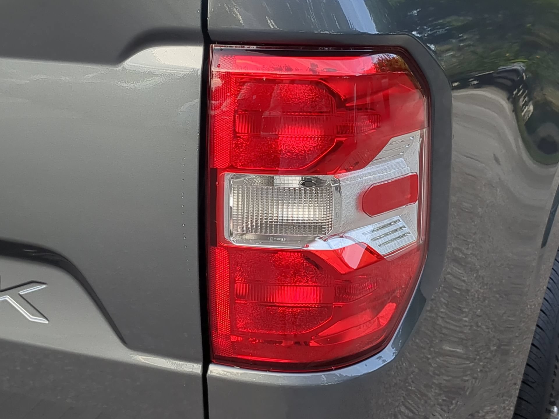 New 2026 Carbonized Gray Metallic Ford XLT image 42