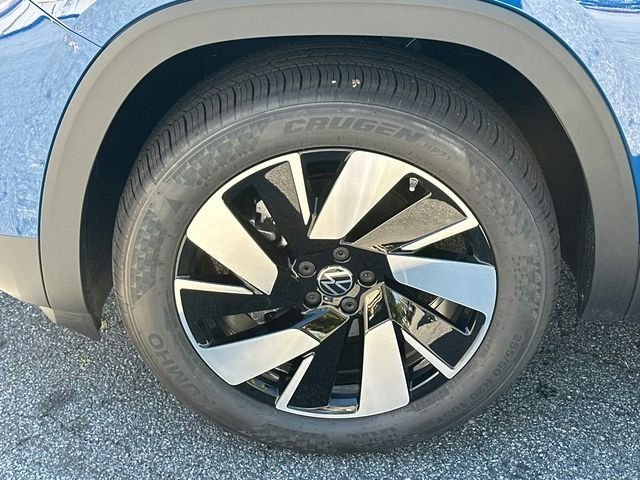 New 2026 Mountain  Lake Blue Metallic Volkswagen 2.0T SE w/Technology image 11