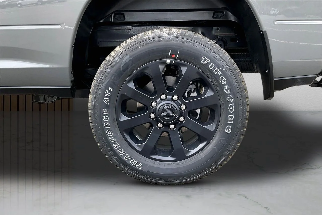 New 2026 Ceramic Gray Clear-Coat Exterior Paint RAM Laramie image 35