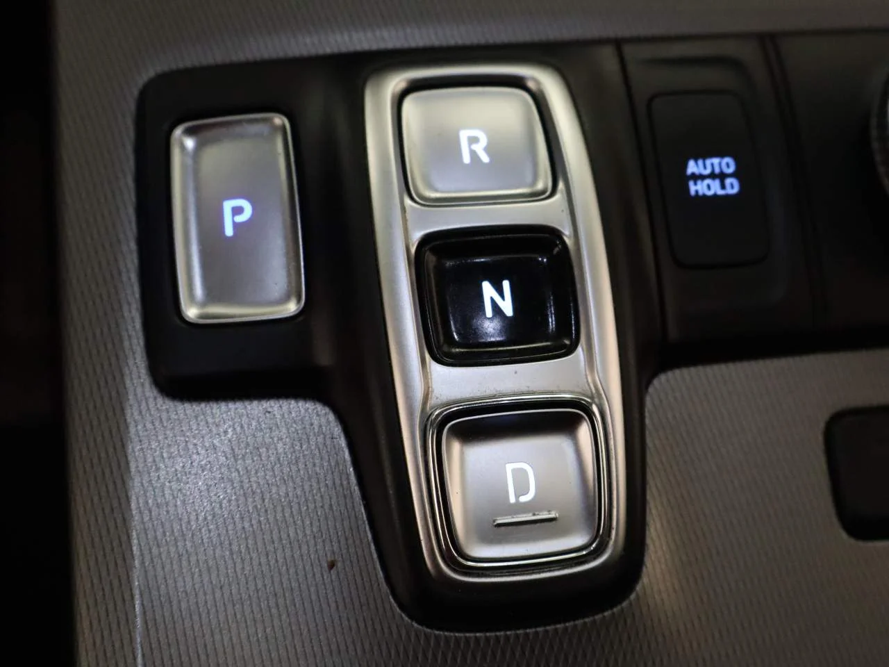 Certified Used 2022 Hyper White Hyundai SEL image 9