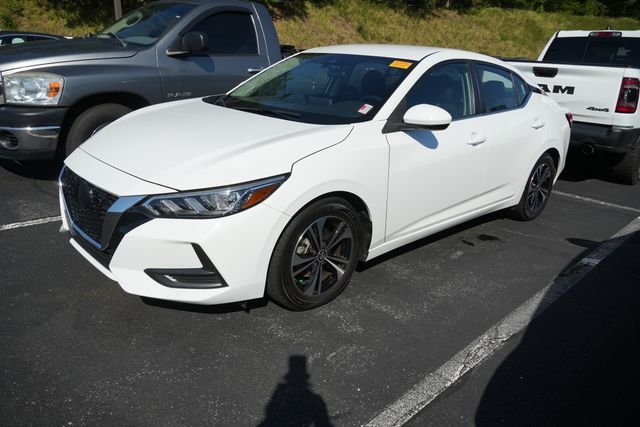Used 2022 White Nissan SV image 7