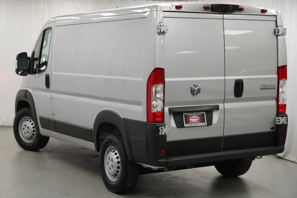 Used 2025 Silver Ram Low Roof image 17